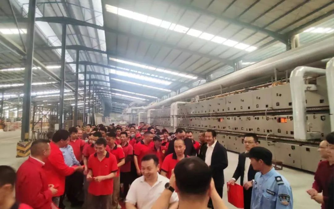 薪火升騰 · 燃起新程｜熱烈祝賀將軍陶瓷集團(tuán)智造生產(chǎn)基地今日盛大點火(圖8)